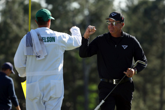 Phil Mickelson a jeho bratr Tim (foto: GettyImages).