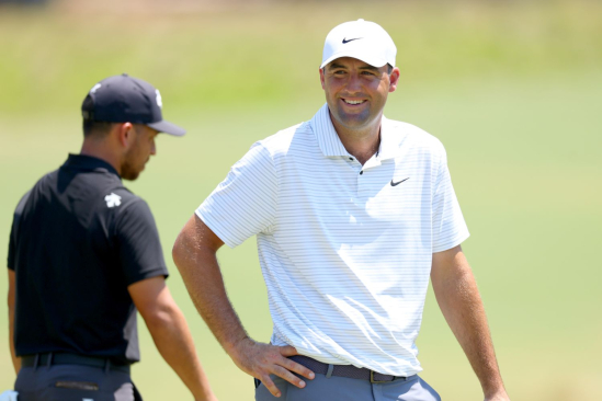 Scottie Scheffler (vpravo) a Xander Schauffele (foto: GettyImages).