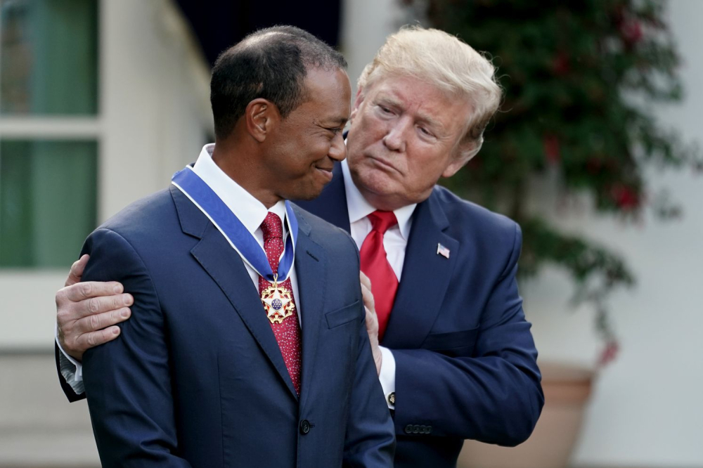 Donald Trump a Tiger Woods (Foto: Getty Images)