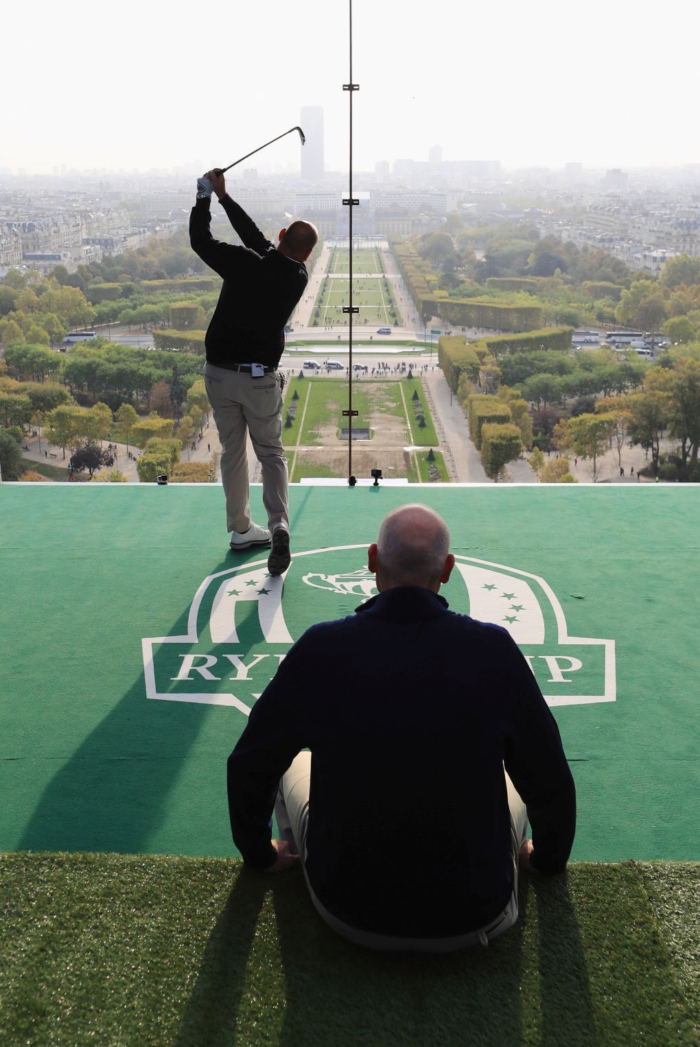 Bjorn a Furyk na Eiffelově věži