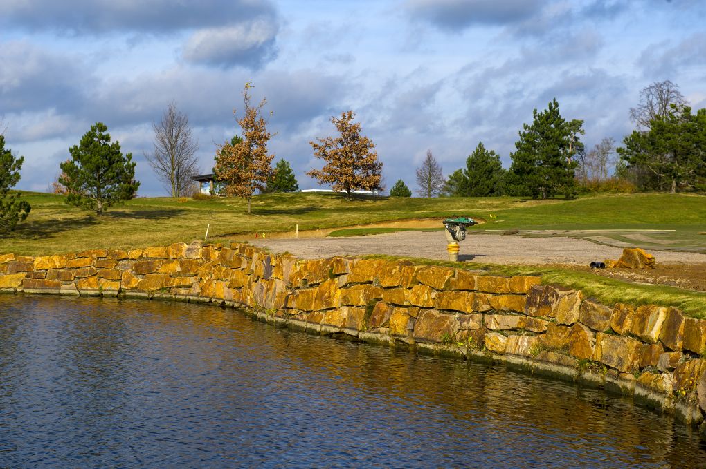 Albatross změny na 18. greenu