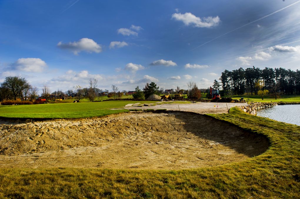 Albatross změny na 18. greenu