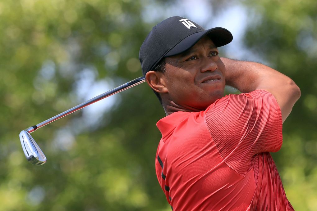 Tiger Woods během finálového kola Wells Fargo Championship 2018.