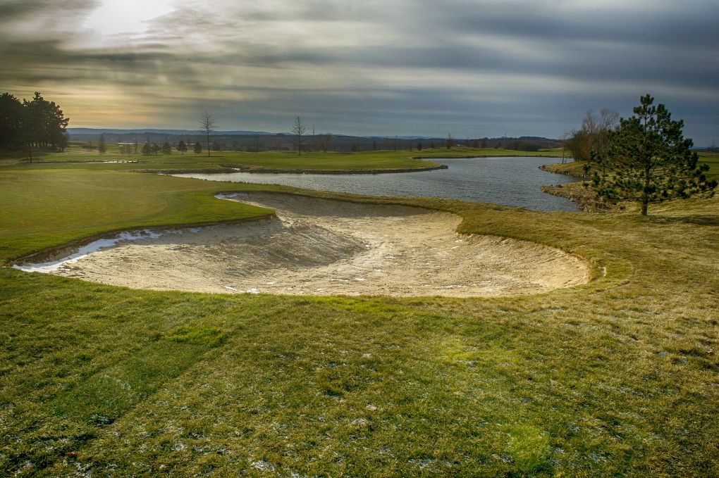 Albatross 18. green