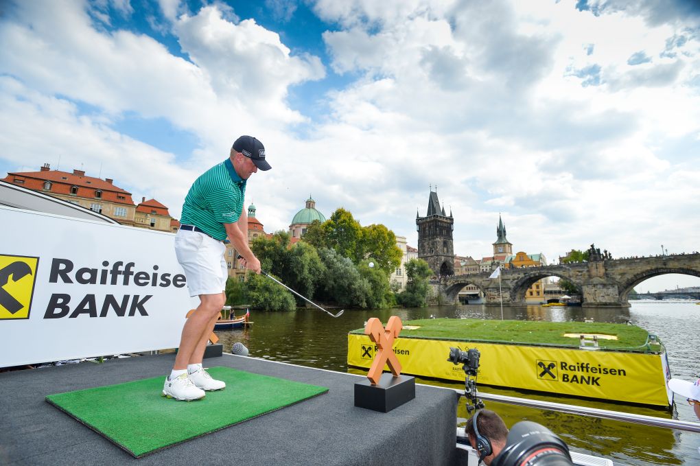 Raiffeisenbank exhibice na Vltavě 2018