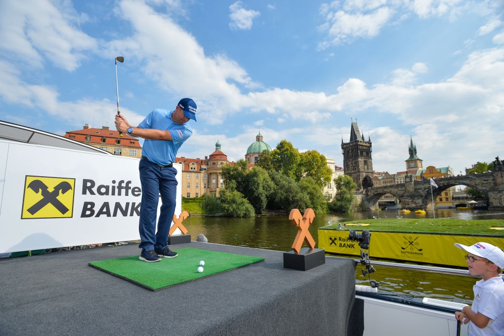 Raiffeisenbank exhibice na Vltavě 2018