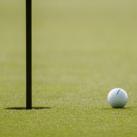 Chvíle před hole-in-one